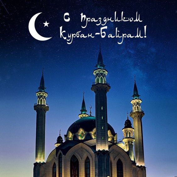 Красивая мечеть ночью